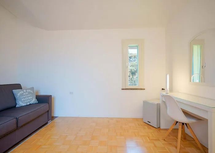 Zola Nocleg ze śniadaniem