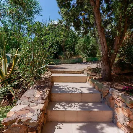 Zola Bed & Breakfast Capoterra