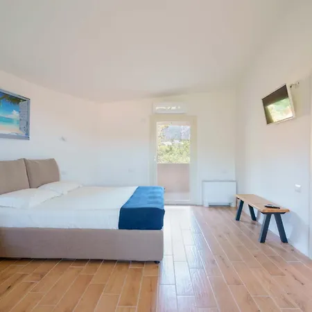 Bed & Breakfast Zola 4*