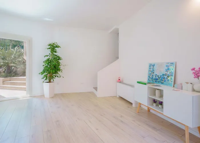 Zola Panzió Capoterra